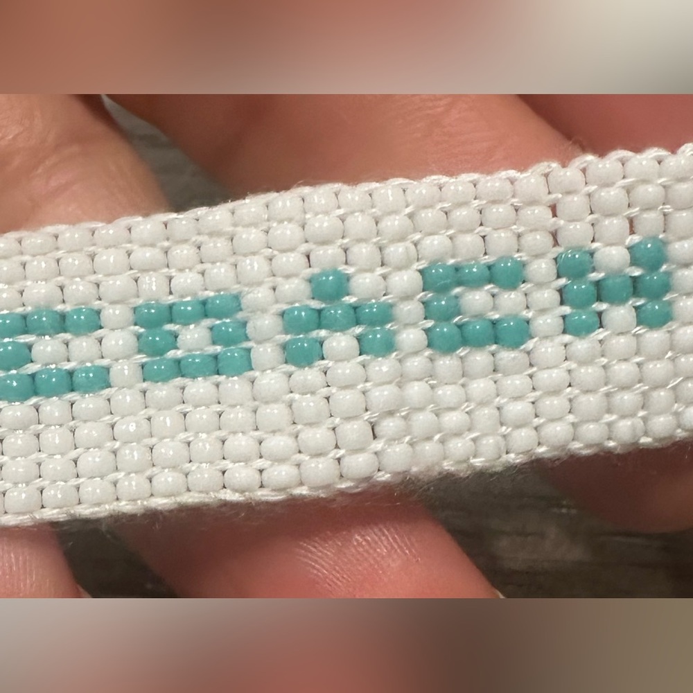 Coach ice cream beaded bracelet new .  Color White - Picture 4 of 6